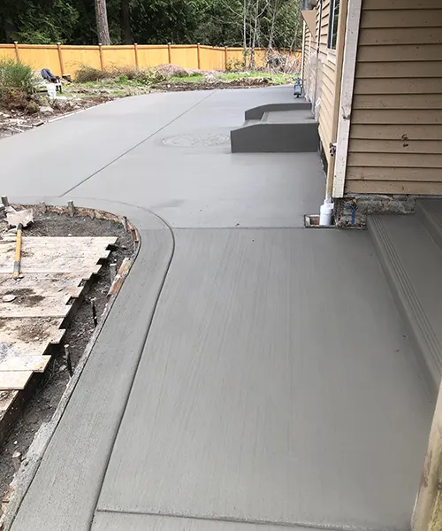 Broom finish driveway in Everett 